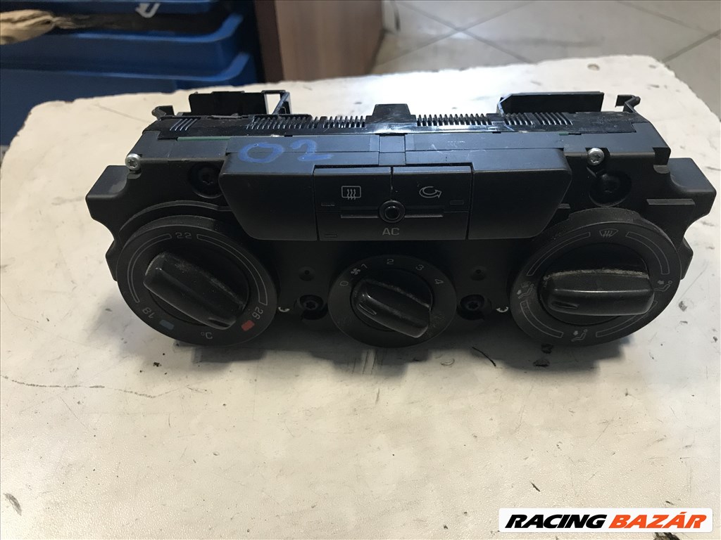 Skoda Octavia II fűtéskapcsoló 1. kép