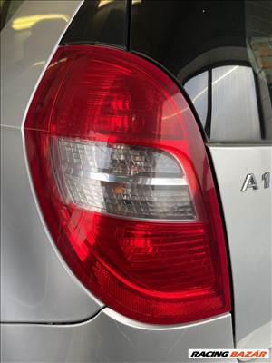 Mercedes A 160 W169 bal hátsó lámpa 