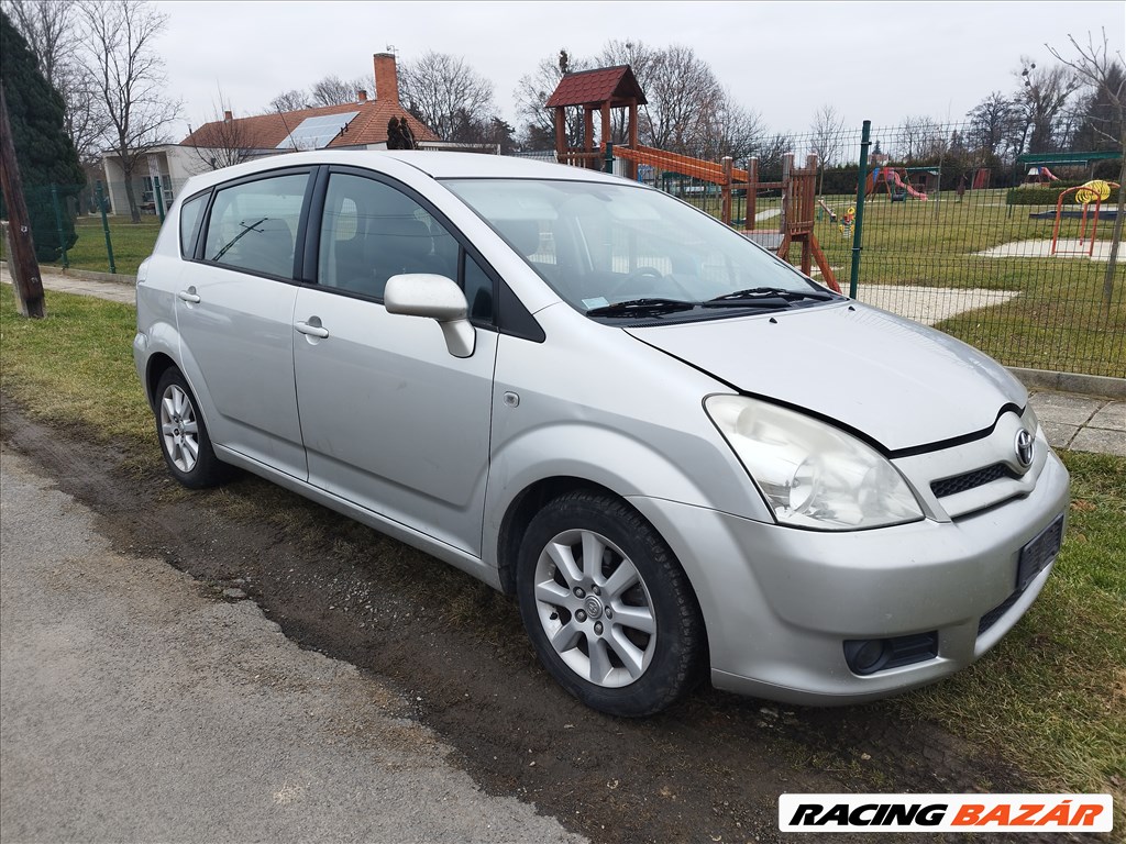Eladó Toyota Corolla Verso (AR10) 2. kép