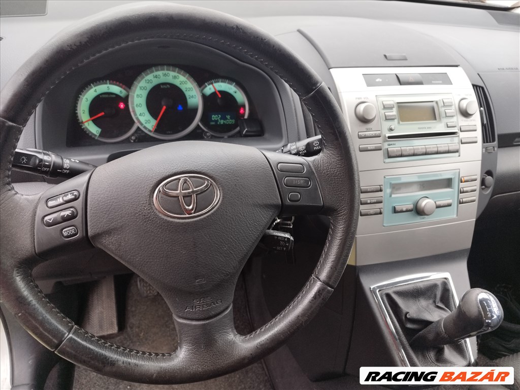 Eladó Toyota Corolla Verso (AR10) 4. kép