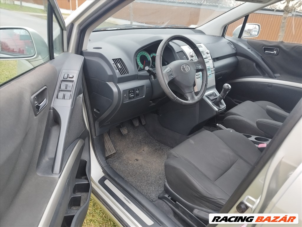 Eladó Toyota Corolla Verso (AR10) 8. kép
