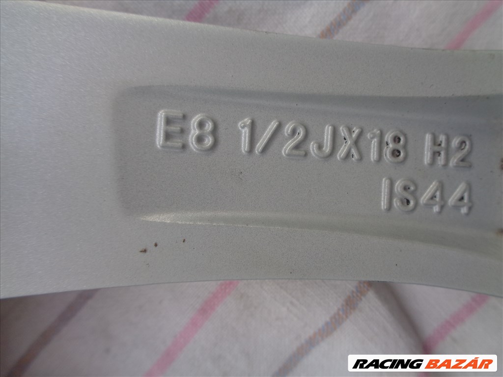 BMW Gyári alufelni 18-as, 5×112-es osztóval mint az új eladó. 7. kép