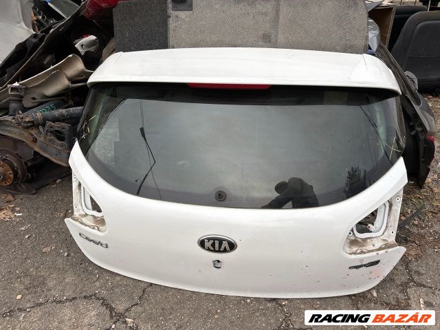 Kia Cee'd (JD) KIA CEED Csomagtérajtó (Részeivel) 1. kép