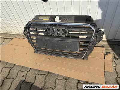 Audi A3 (8V) S-LINE hűtőrács 8v3853651