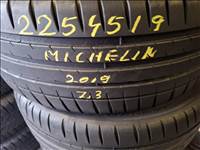  225/45/19" Michelin nyári gumi 