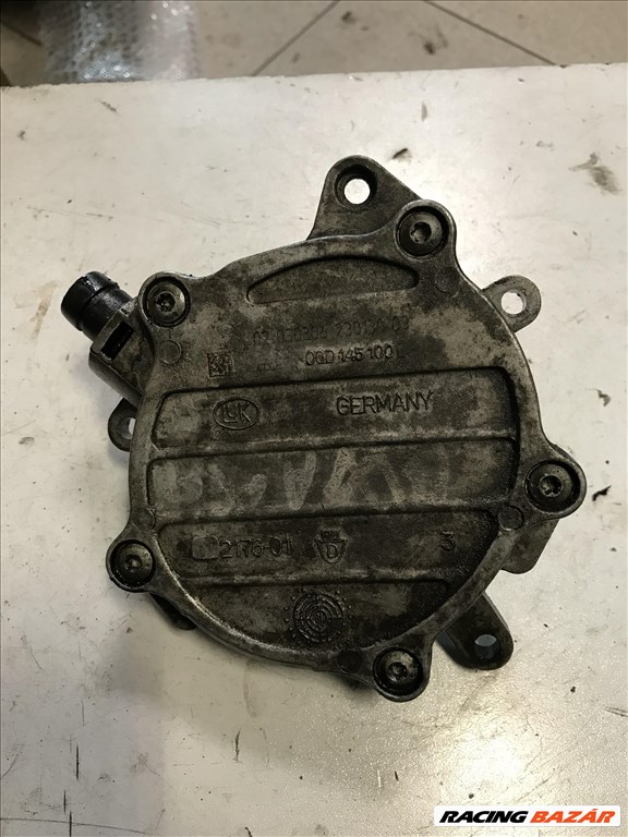 Volkswagen Golf V 2,0 TFSI _ vákuumpumpa 06d145100e 1. kép
