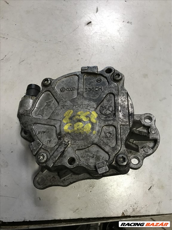 Volkswagen Passat B6 2,0 CR / vákuumpumpa 03l145100 1. kép
