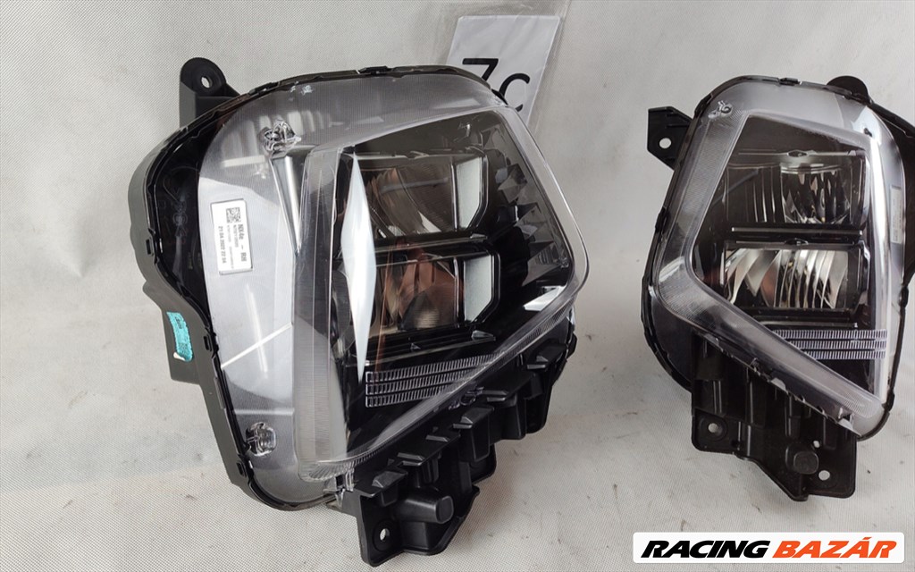Hyundai Tucson (NX4) Jobb LED fényszóró, bal LED fényszóró  92101n7100 92102n7100 2. kép