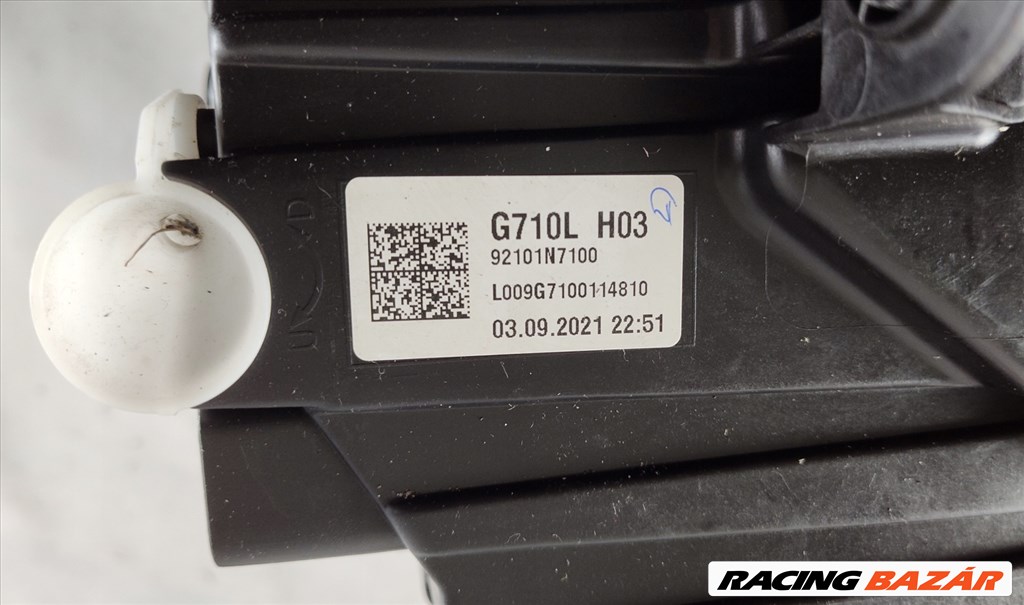 Hyundai Tucson (NX4) Jobb LED fényszóró, bal LED fényszóró  92101n7100 92102n7100 4. kép
