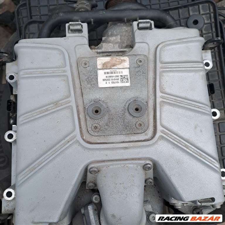 Feltöltő kompresszor  06e145601k 1. kép