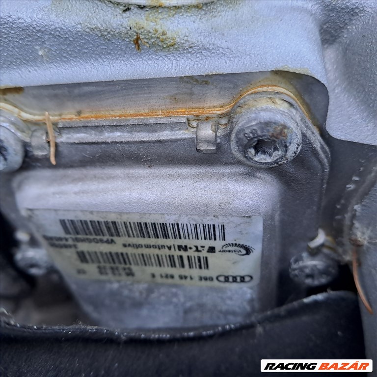 Feltöltő kompresszor  06e145601k 2. kép