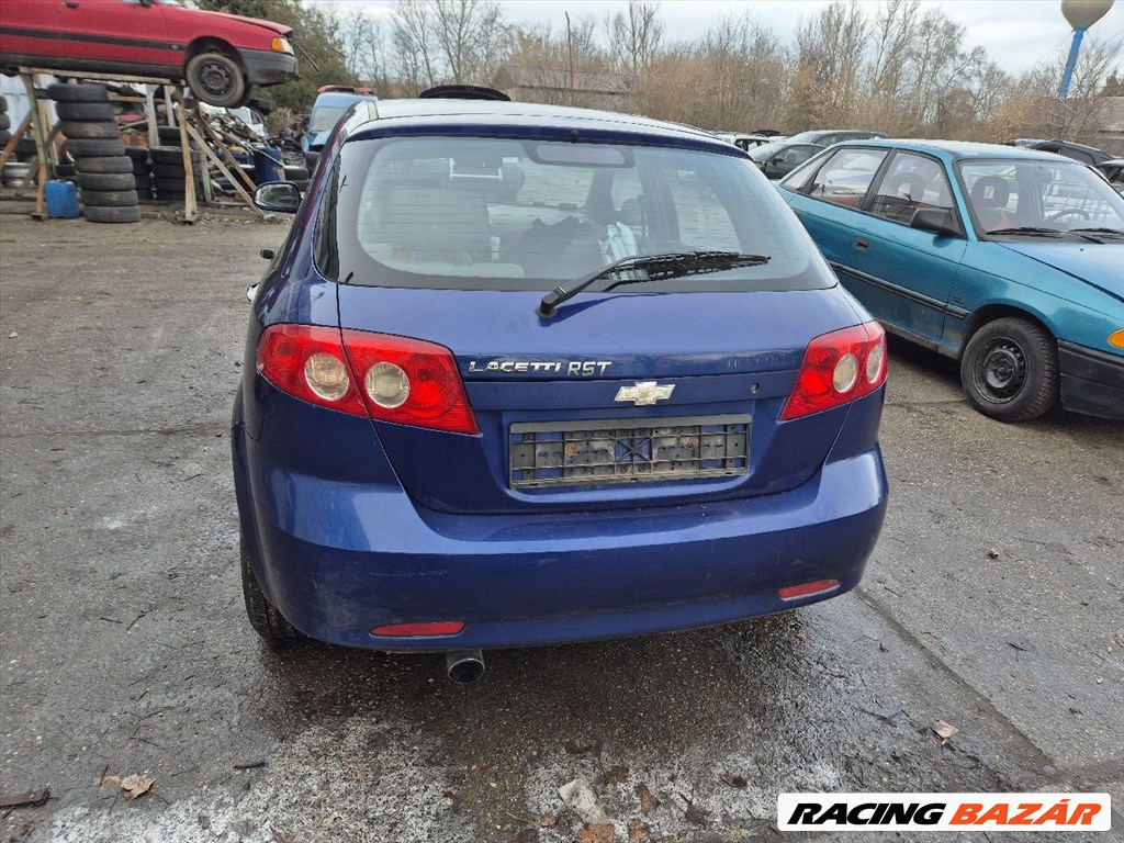 Chevrolet Lacetti 1.6 HÁTSÓ lökhárító  1. kép