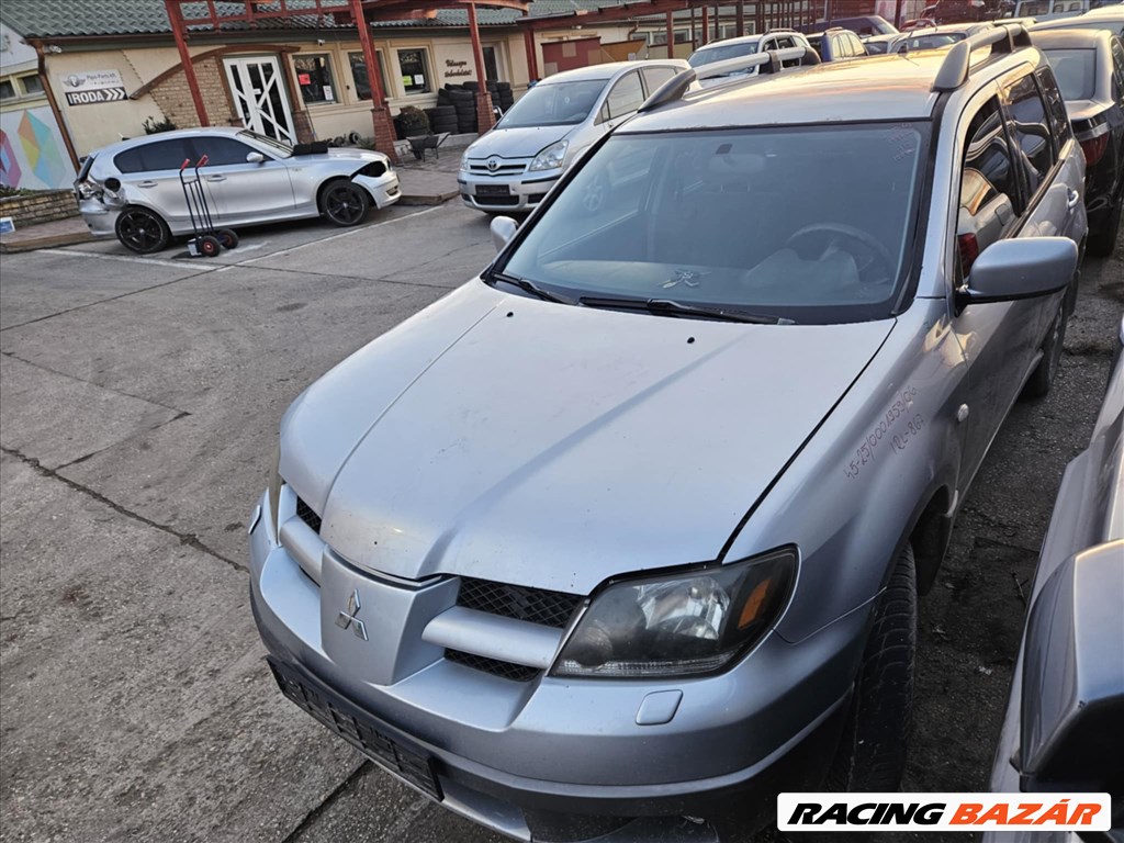 Mitsubishi Outlander I bontott alkatrészei 5. kép