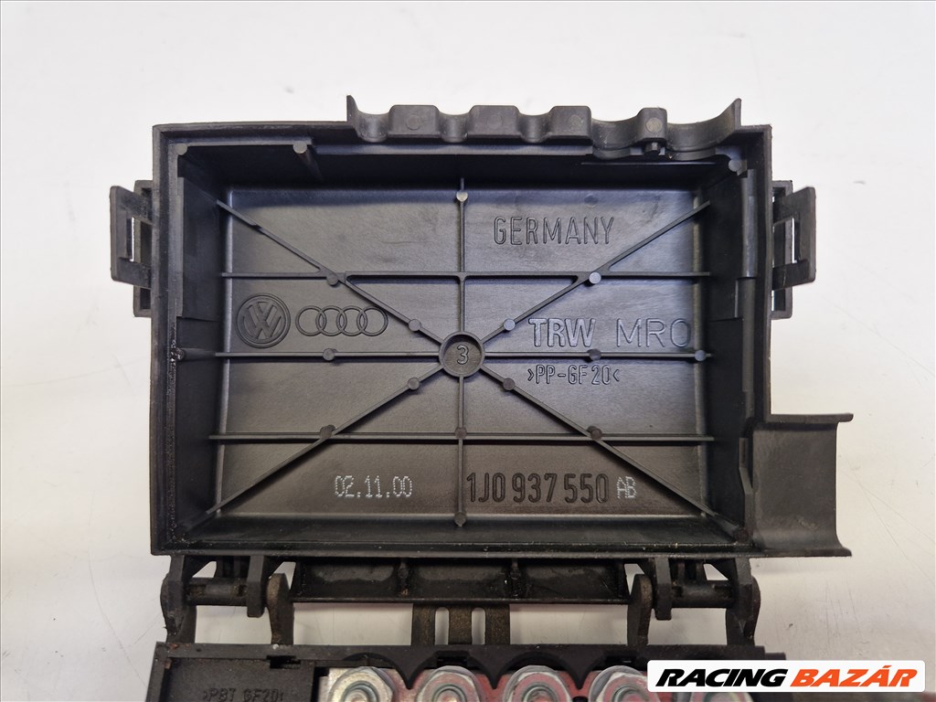 Volkswagen Golf IV biztosíték tábla motortér (15809) 1j0937550ab 4. kép
