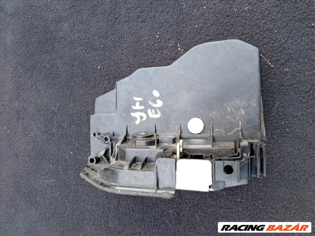 BMW E60 E90 E87 F10 jobb hátsó ajtózár 1. kép