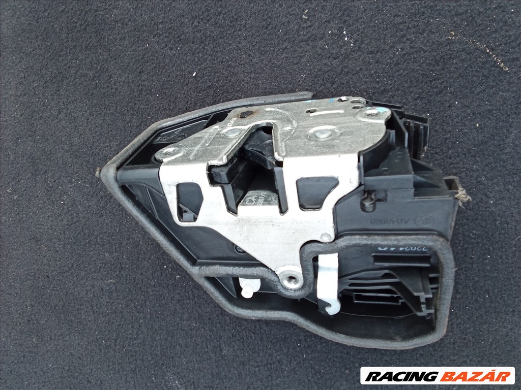 BMW E60 E90 E87 F10 jobb hátsó ajtózár 2. kép