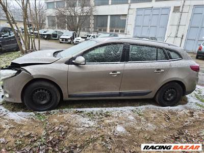 Renault Mégane III 1.5 dCi 110 FAP EDC VISSZAPILLANTÓ tükör 