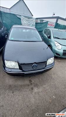Volkswagen Bora (A4 Typ 1J) bontott alkatrészei