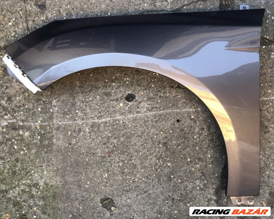 Ford Focus Mk3 Bal első sárvédő Lunar sky 2. kép