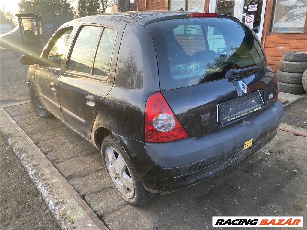 Renault Clio II 1.5DCI bontott alkatrészei 2. kép