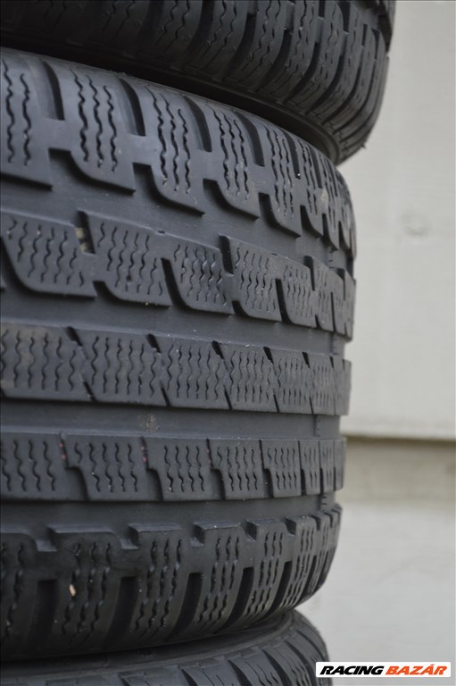  225/45R17 Kumho téli gumi garnitúra 4. kép