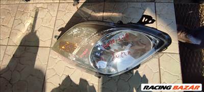 Toyota Yaris (XP90) Jobb fènyszóró facelift utáni