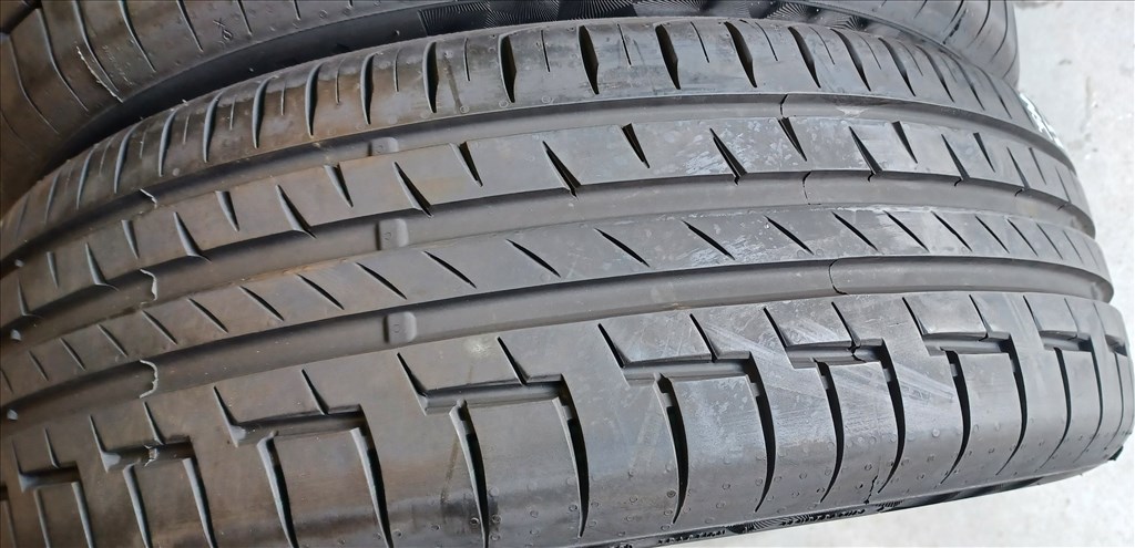 Demó Continental Premiumcontact6 205/55 R19 nyári gumik 115e./4db 1. kép