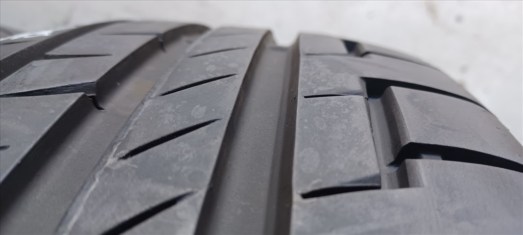 Demó Continental Premiumcontact6 205/55 R19 nyári gumik 115e./4db 2. kép