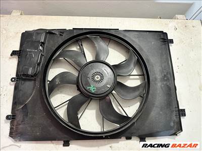 Mercedes A B CLA GLA ventilátor 1 fül sérült a2465000093