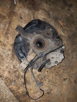 Toyota Yaris 05-10 Jobb Első Csonkállvány Kerékaggyal + Féknyereg + ABS Jeladó