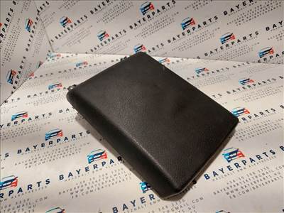 BMW E39 fekete könyöklő kartámasz