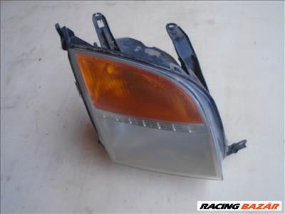 Ford Fusion fényszóró jobb első