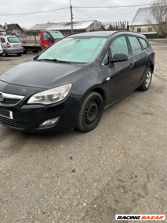 Opel Astra 1.7 CDTI, M32 váltó eladó 55569878-55561599 3. kép