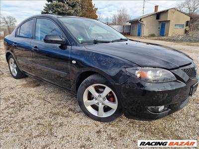Mazda 3 (BK) bontott alkatrészei SEDAN 1.6 BENZIN MOTOR VÁLTÓ ALUFELNI AJTÓ ÜLÉS