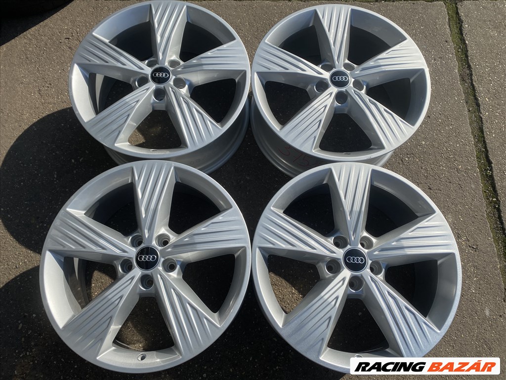 4db gyári 19" Audi Q4 E-Tron alufelni. (3751) 1. kép