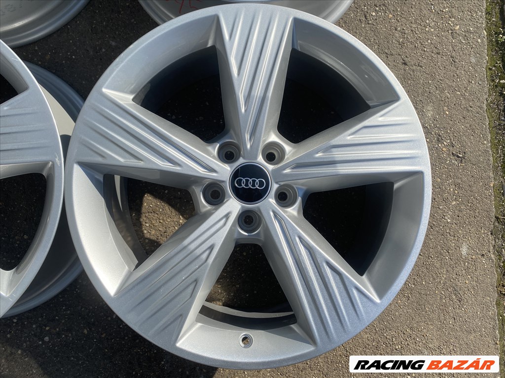 4db gyári 19" Audi Q4 E-Tron alufelni. (3751) 2. kép