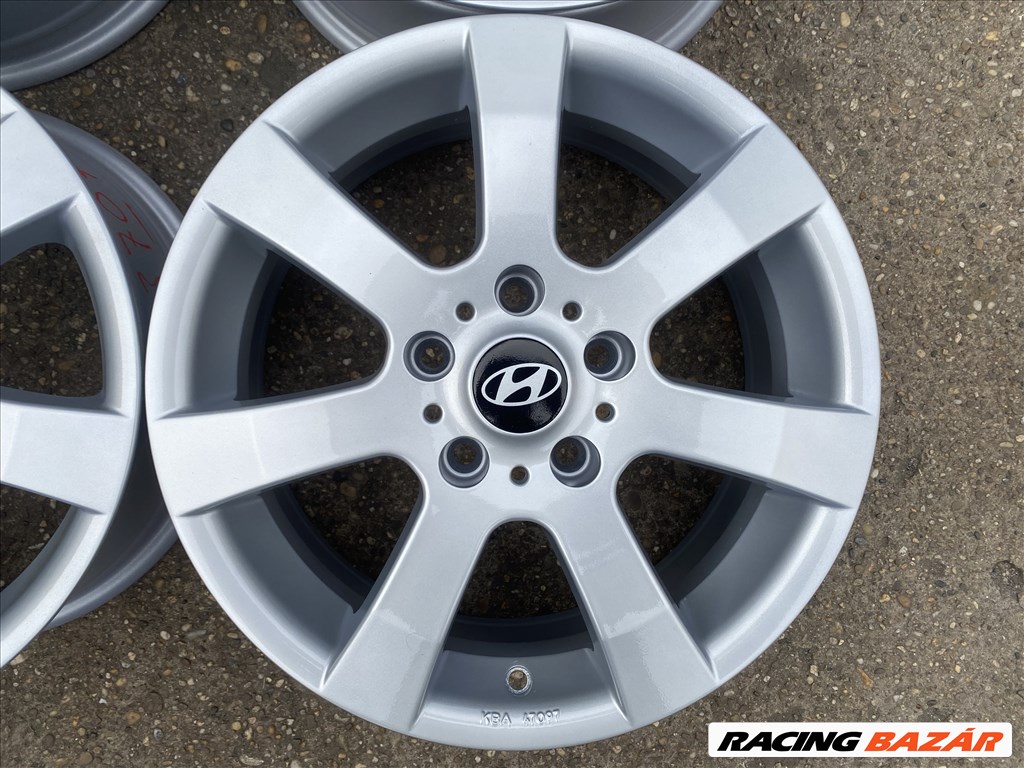 4db B.A.T. 16" Hyundai alufelni. (3707) 2. kép