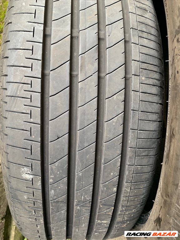  215/4518" használt Bridgestone nyári gumi gumi 2. kép