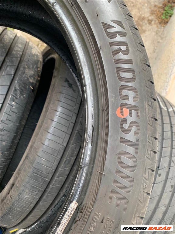  215/4518" használt Bridgestone nyári gumi gumi 3. kép
