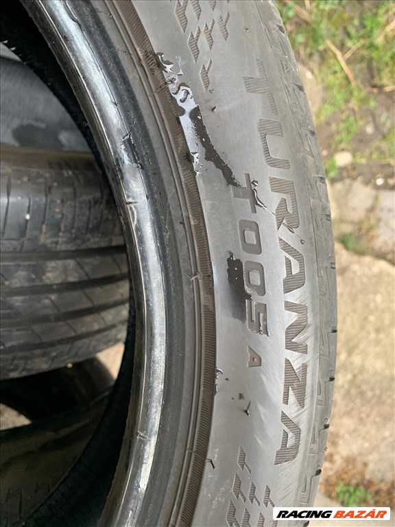  215/4518" használt Bridgestone nyári gumi gumi 4. kép