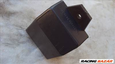 Lada 2104-2105- Niva irányjelző relé 5 lábú