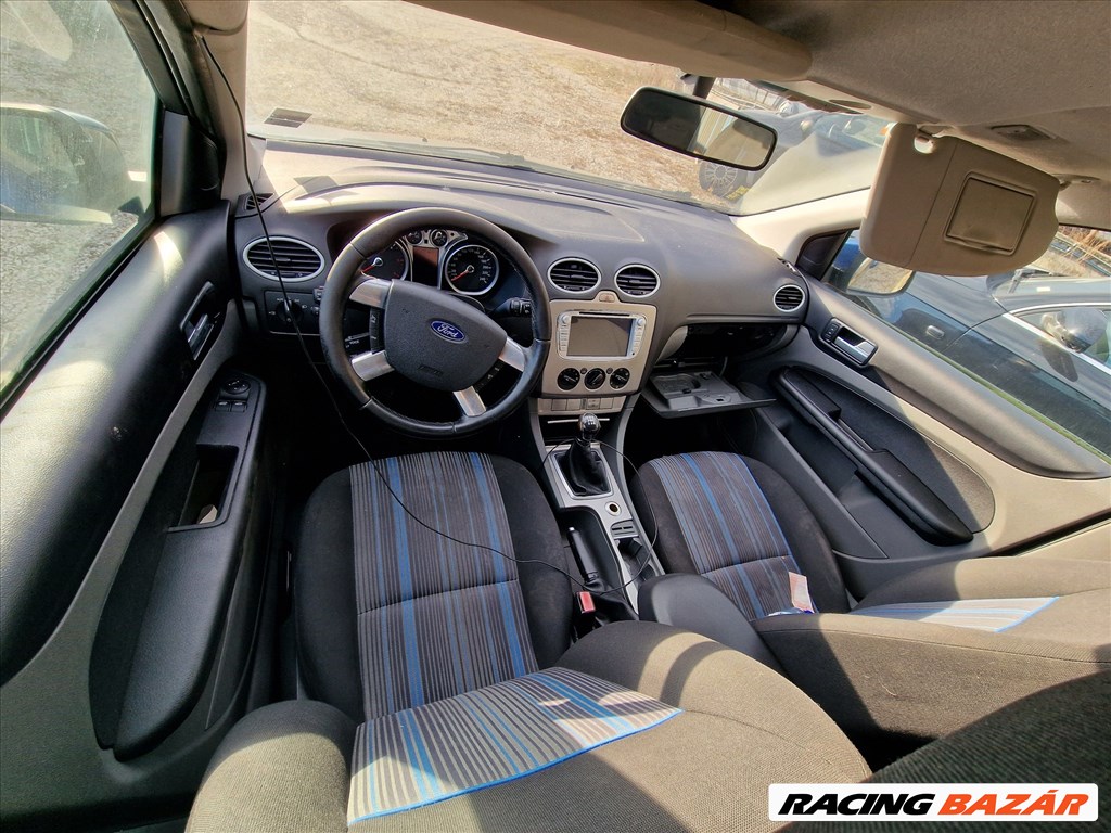 Focus MK 2.5 KOMBI 2011 1.6 tdci 109 le minden alkatrésze eladó LÖKHÁRÍTÓ LÁMPA ÜLÉS SÁRVÉDŐ AJTÓ 8. kép