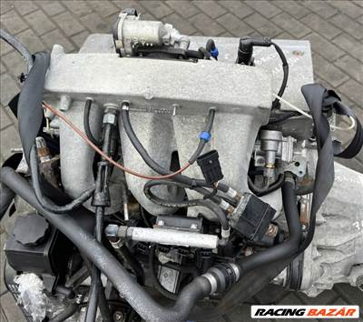Mercedes Sprinter I W901 2.3 16V 111984 (111.984) motor 