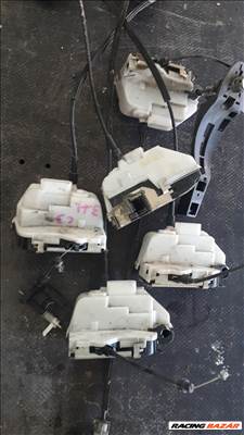 Citroen C3 ajtó zárszerkezet 
