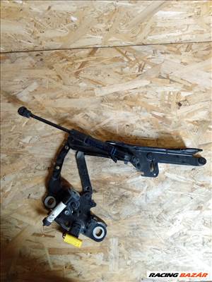 BMW 3-as sorozat, BMW 1-es sorozat gyalogosvédelem bal 7259691