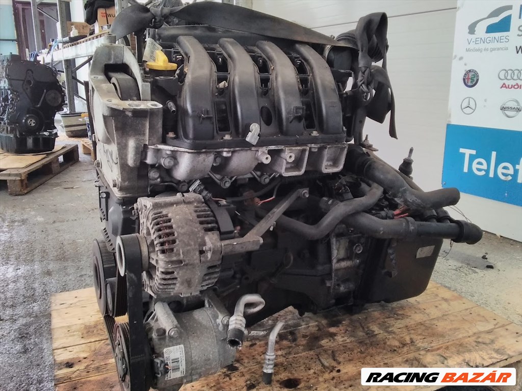Renault 1,6B, K4MC813 bontott motor  3. kép