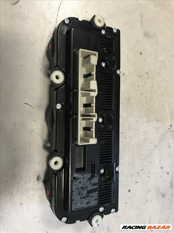 Volkswagen Golf V _ klímavezérlő elektronika 2. kép