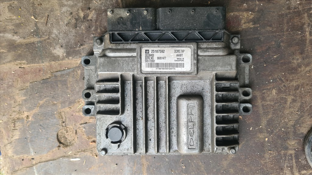 Chevrolet Captiva 2.2 Diesel 2WD CHEVROLET CAPTIVA COMPUUTER 28338455 1. kép
