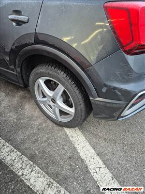 Audi Q2 TFSI S line balhátsó kerékív spoiler 5525040