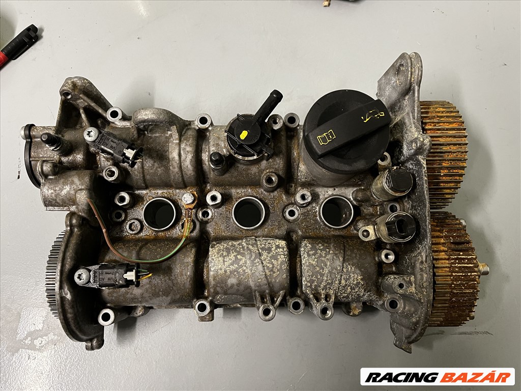 Volkswagen Polo V 1.0 TSI CHZ vezérműtengely, vezérműtengely ház 04c103479k 1. kép